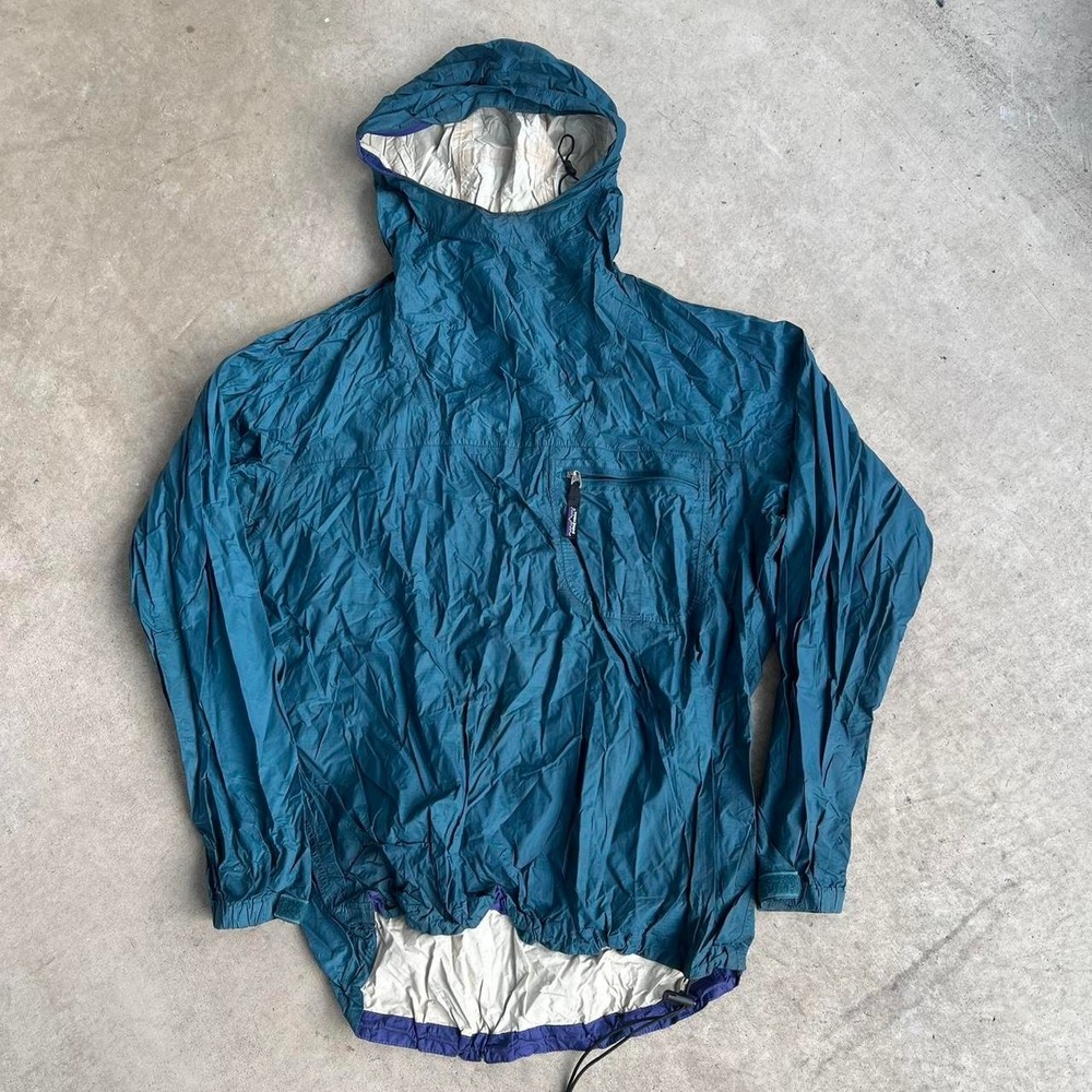 Vintage 1990s Patagonia alter rain pullover with balaclava/ninja hood Size L